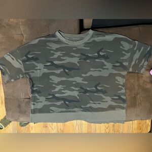 Camouflage Print Lightweight Sweatshirt Size 3X (22)